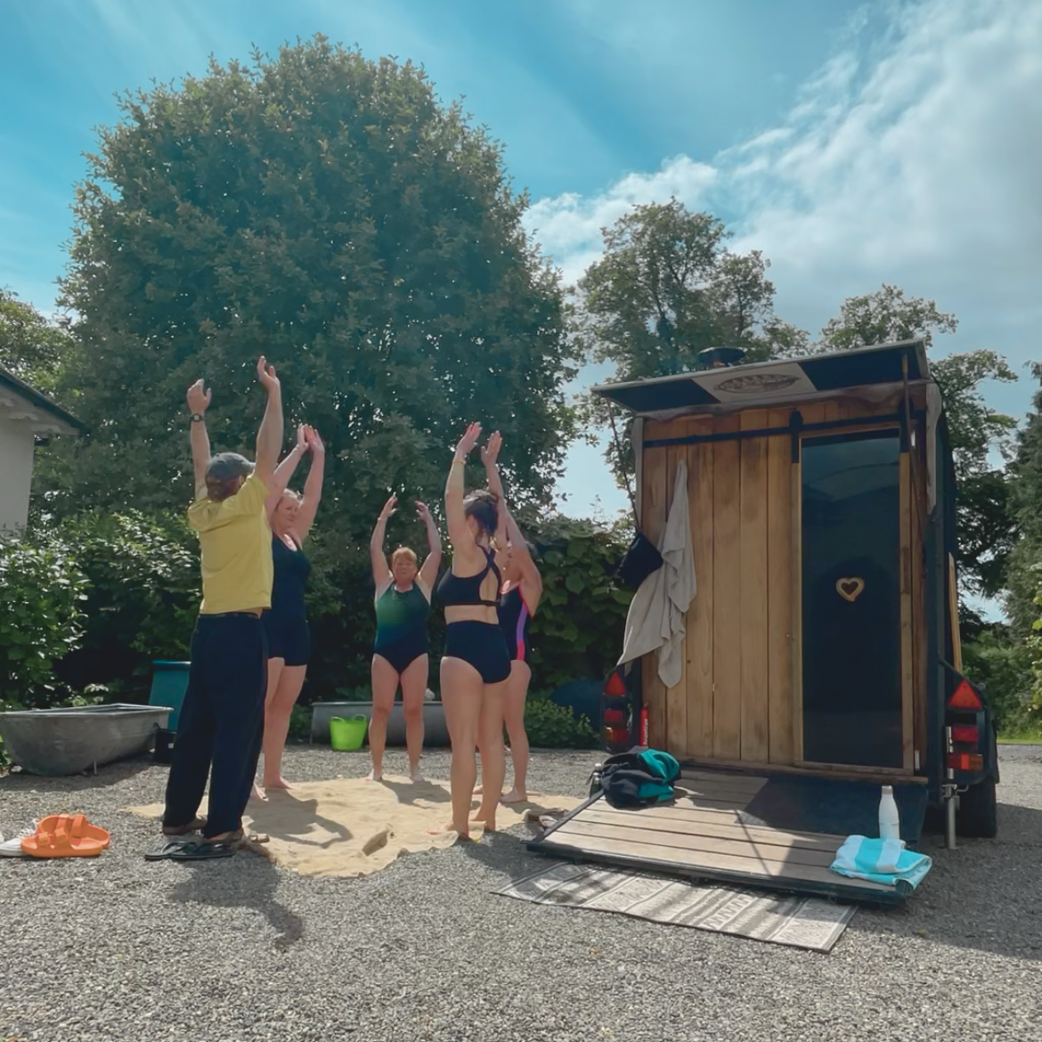 Corporate Wellbeing Experience | Sauna & Plunge Bath Service